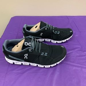 Oncloud 8.5 Women’s Black Running Shoes